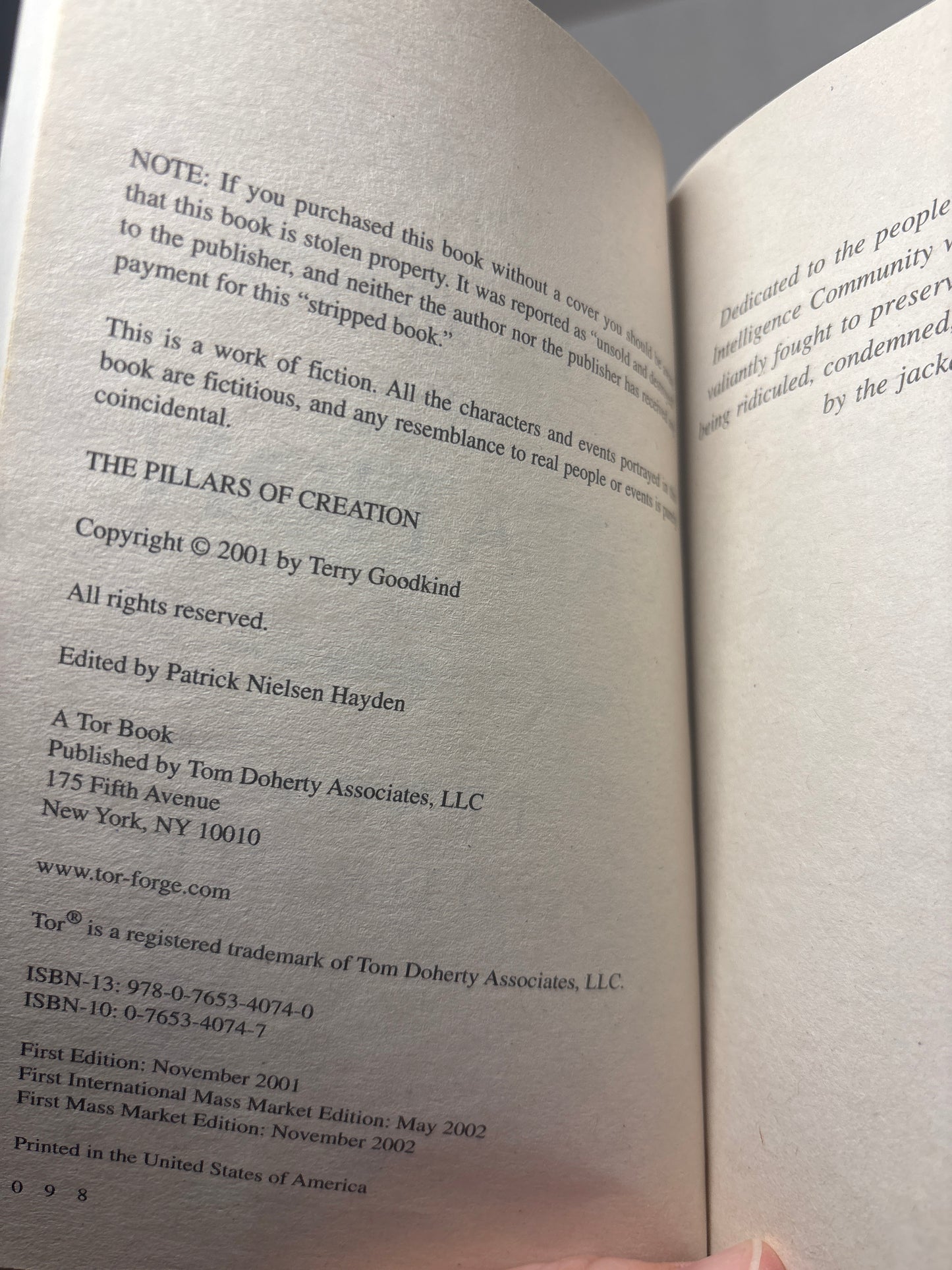 The Pillars of Creation by Terry Goodkind (Sword of Truth #7)