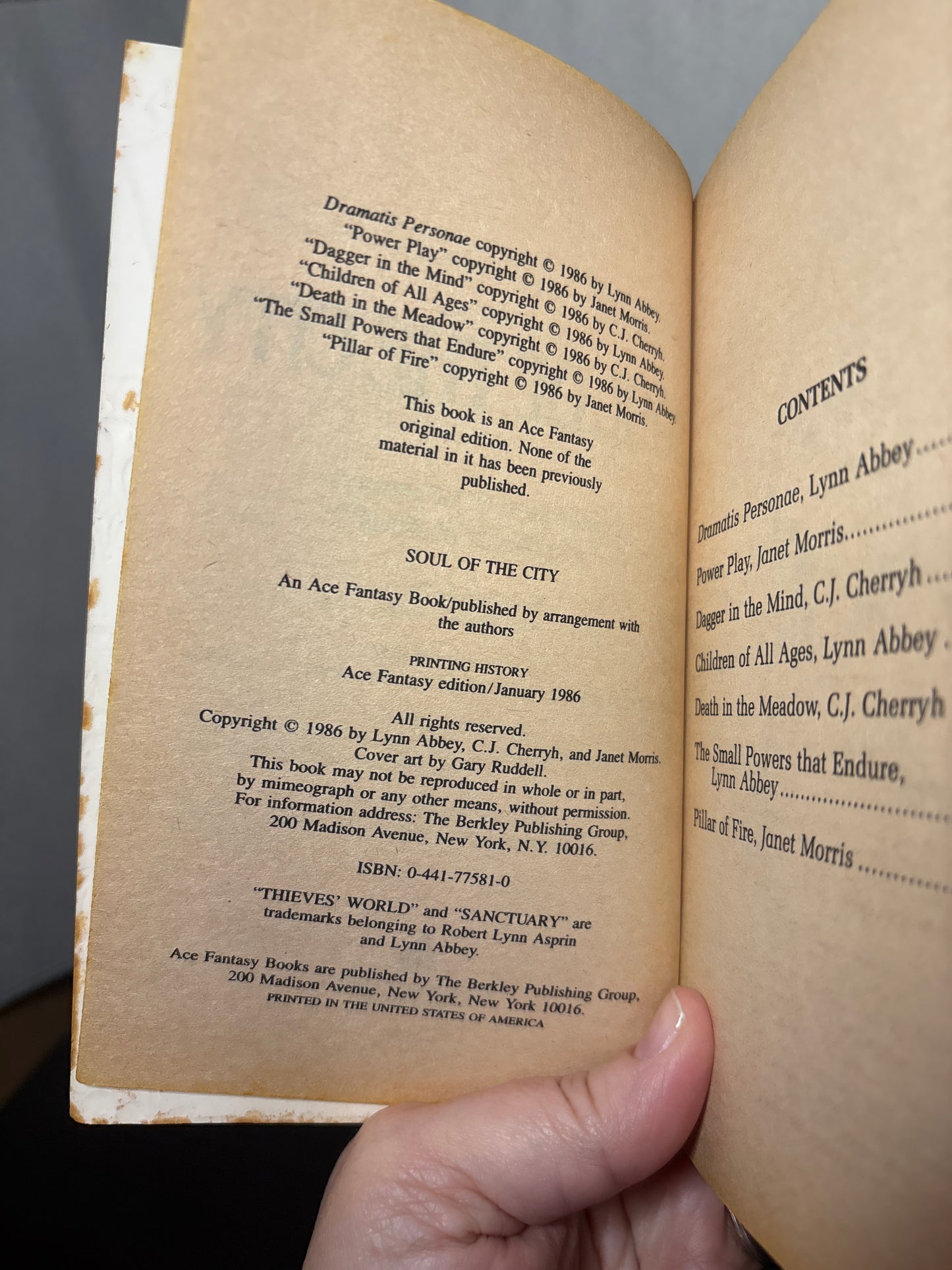 Soul of the City by Lynn Abbey, C. J. Cherryh, Janet Morris (Thieves World #8) | Vintage Fantasy