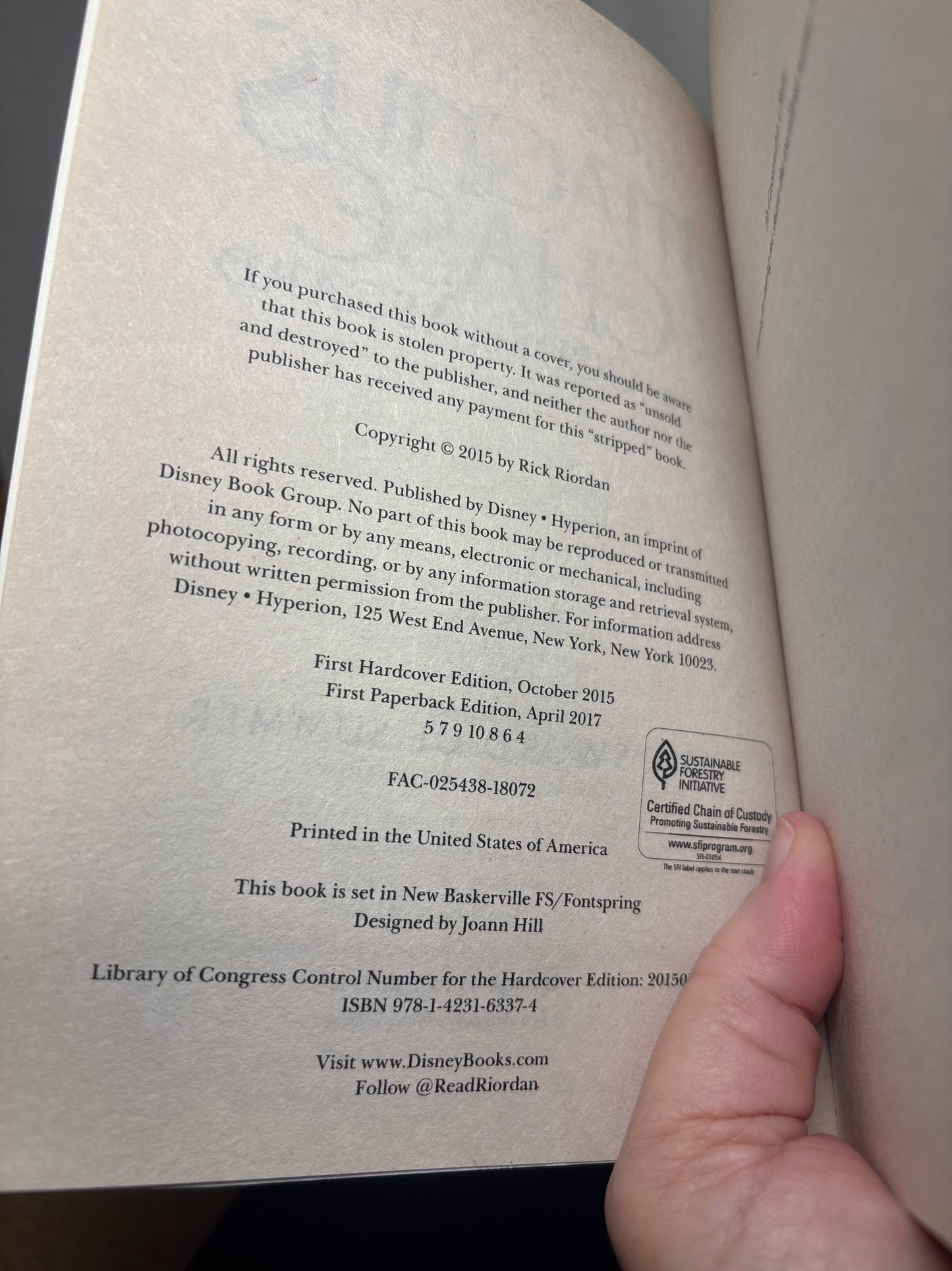 The Sword of Summer by Rick Riordan (Magnus Chase and the Gods of Asgard #1) | Young Adult Fantasy