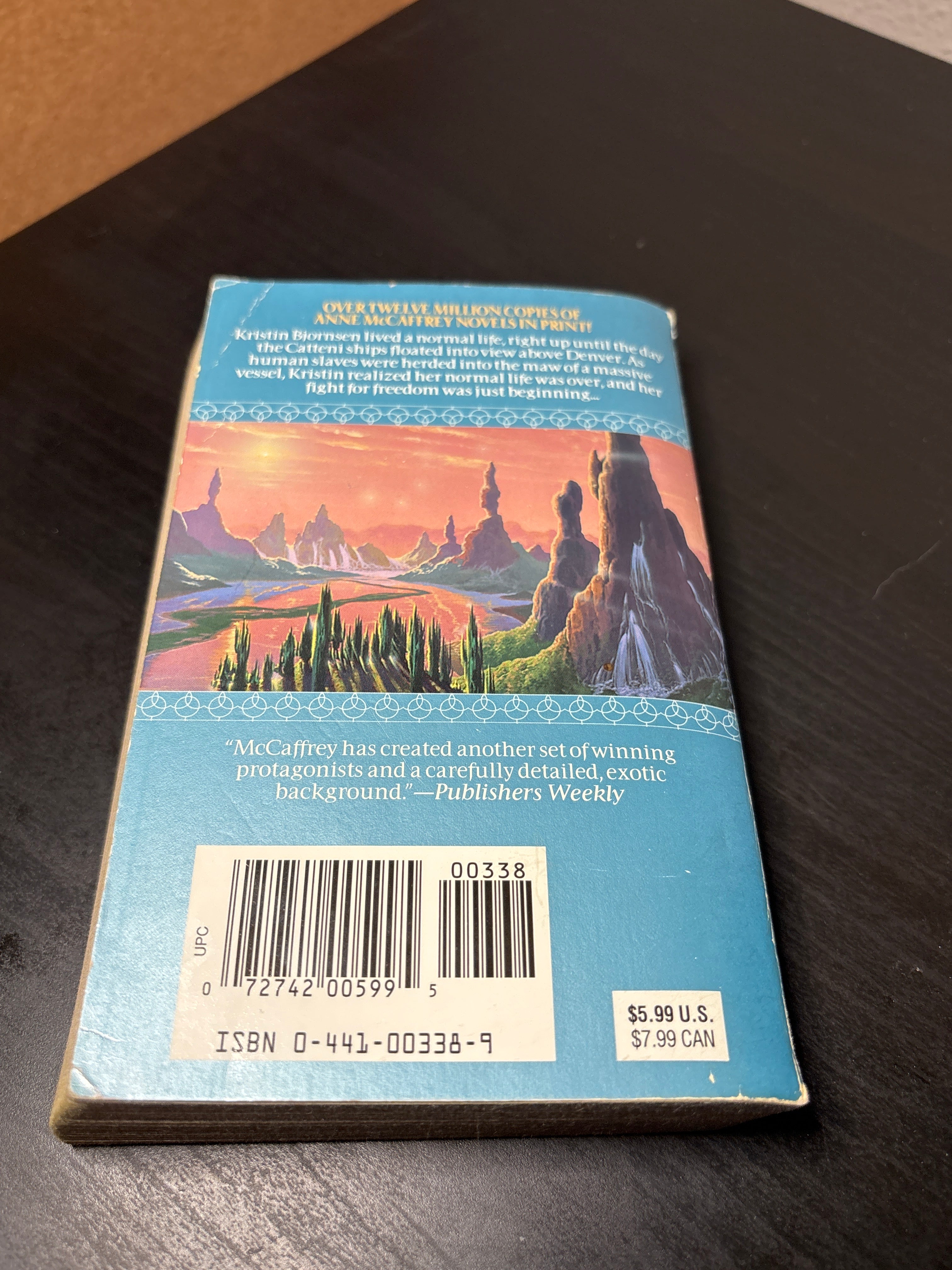 Freedom's Landing by Anne MCCaffrey (Catteni #1)