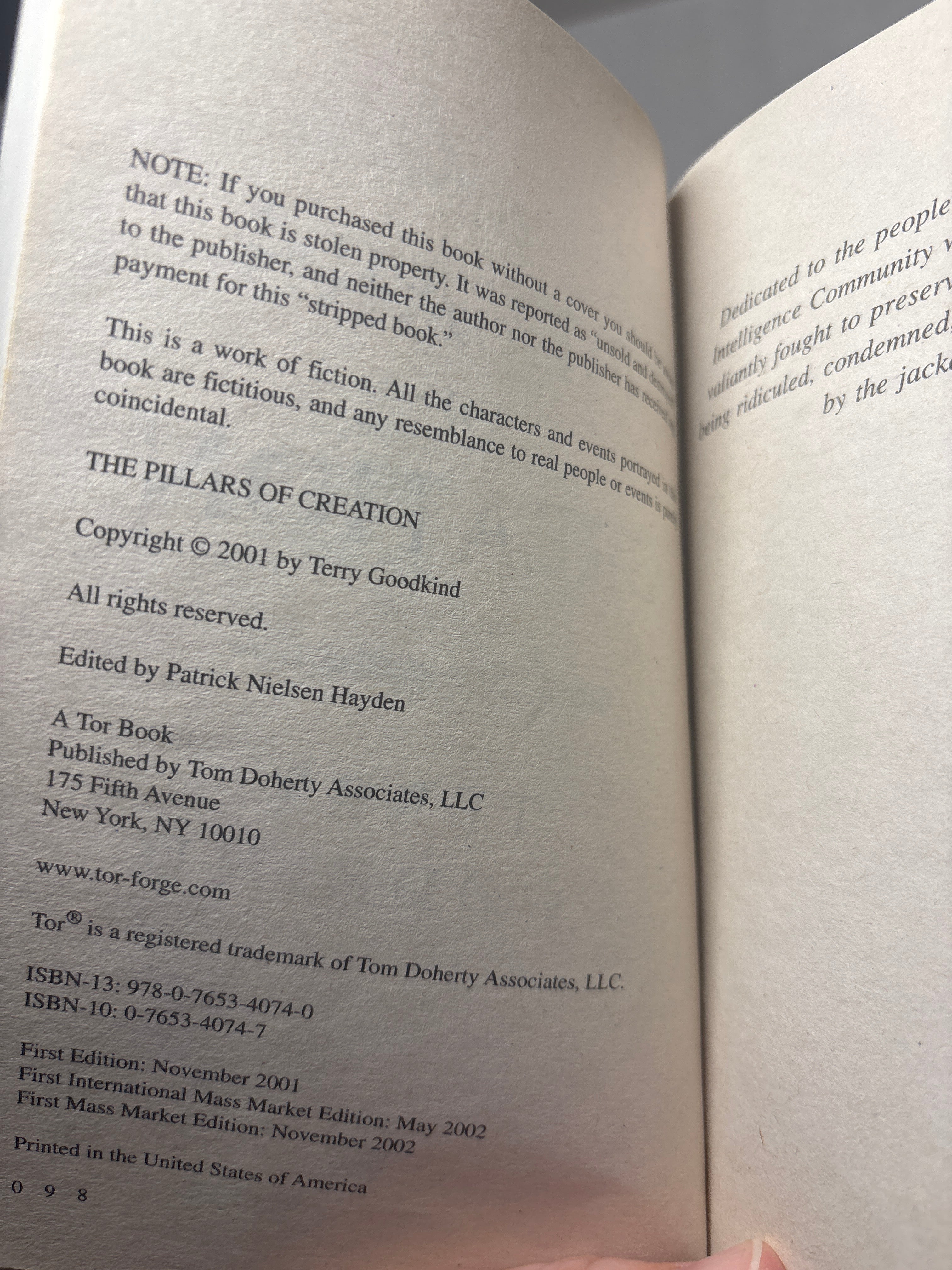 The Pillars of Creation by Terry Goodkind (Sword of Truth #7)