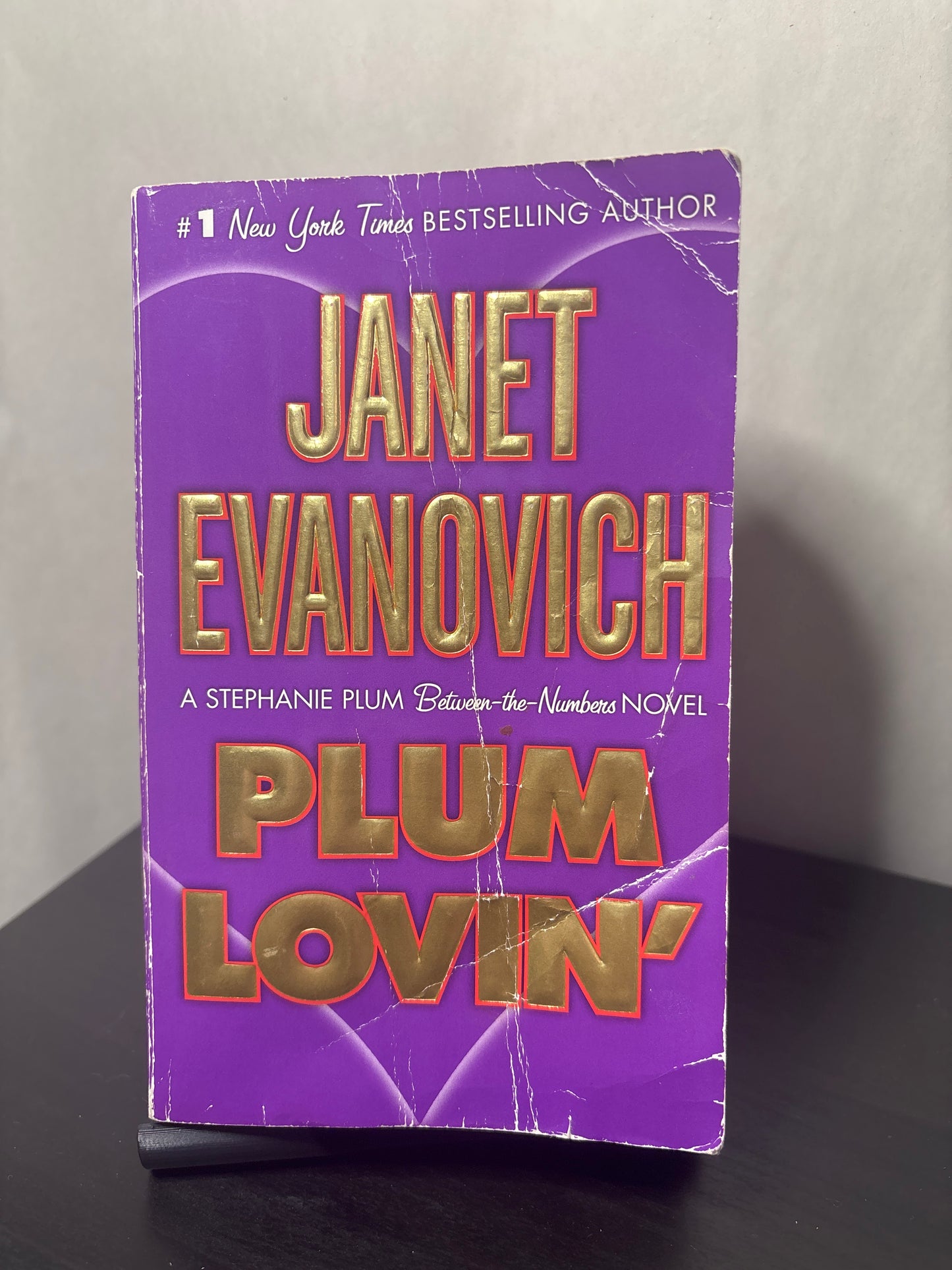 Plum Lovin' by Janet Evanovich (Stephanie Plum #12.5) | Humorous Mystery