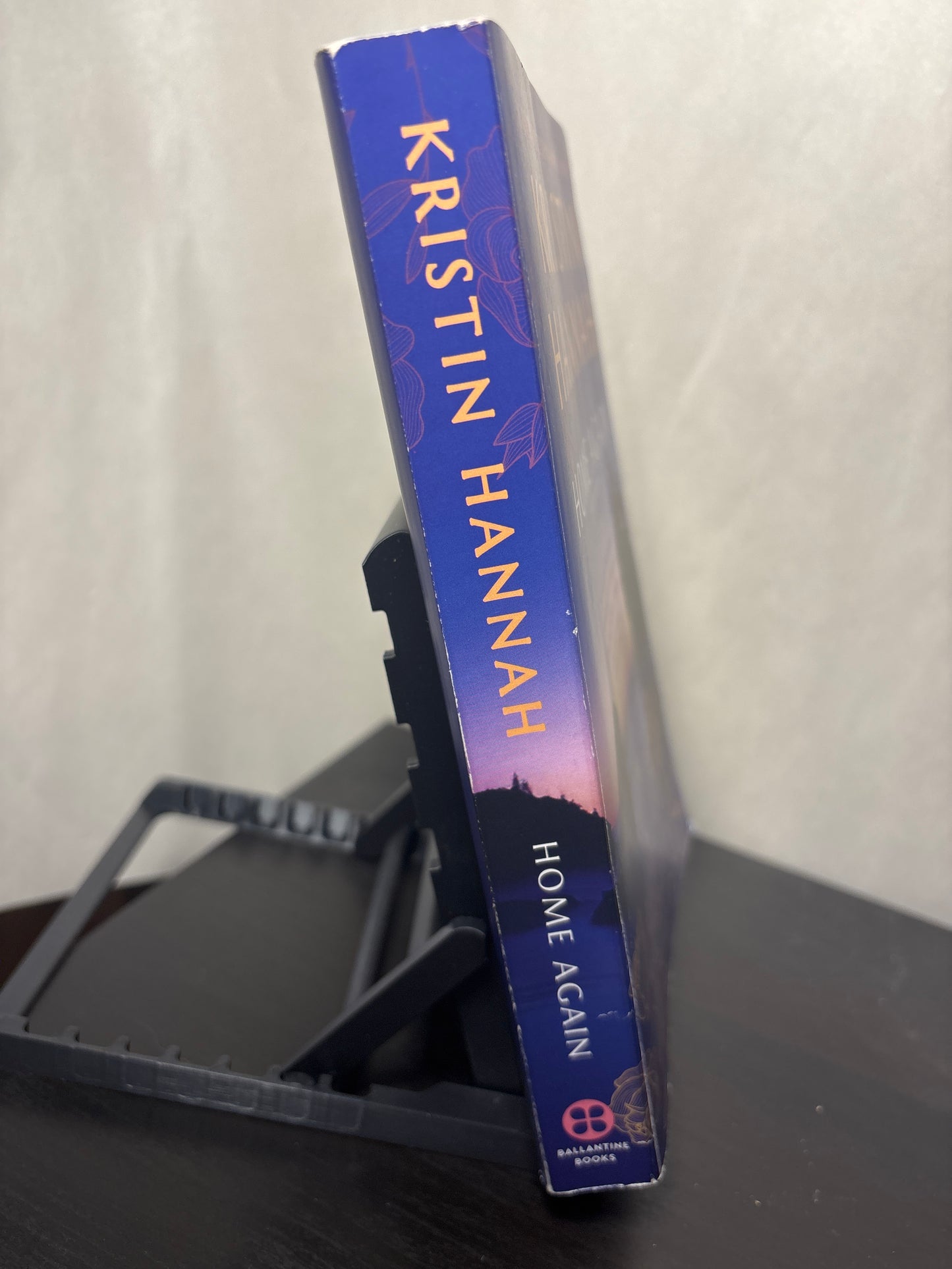 Home Again by Kristin Hannah | Contemporary Romance
