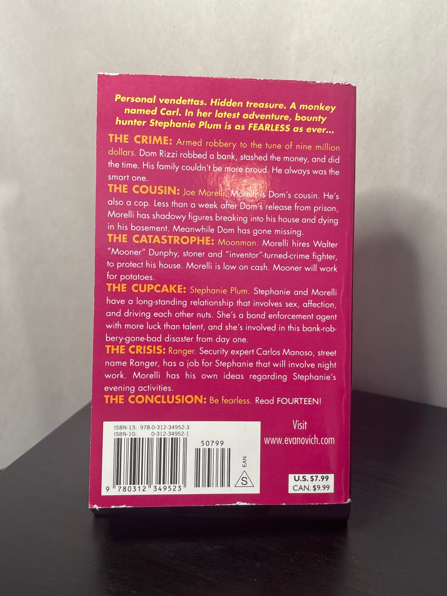 Fearless Fourteen by Janet Evanovich (Stephanie Plum #14) | Humorous Mystery