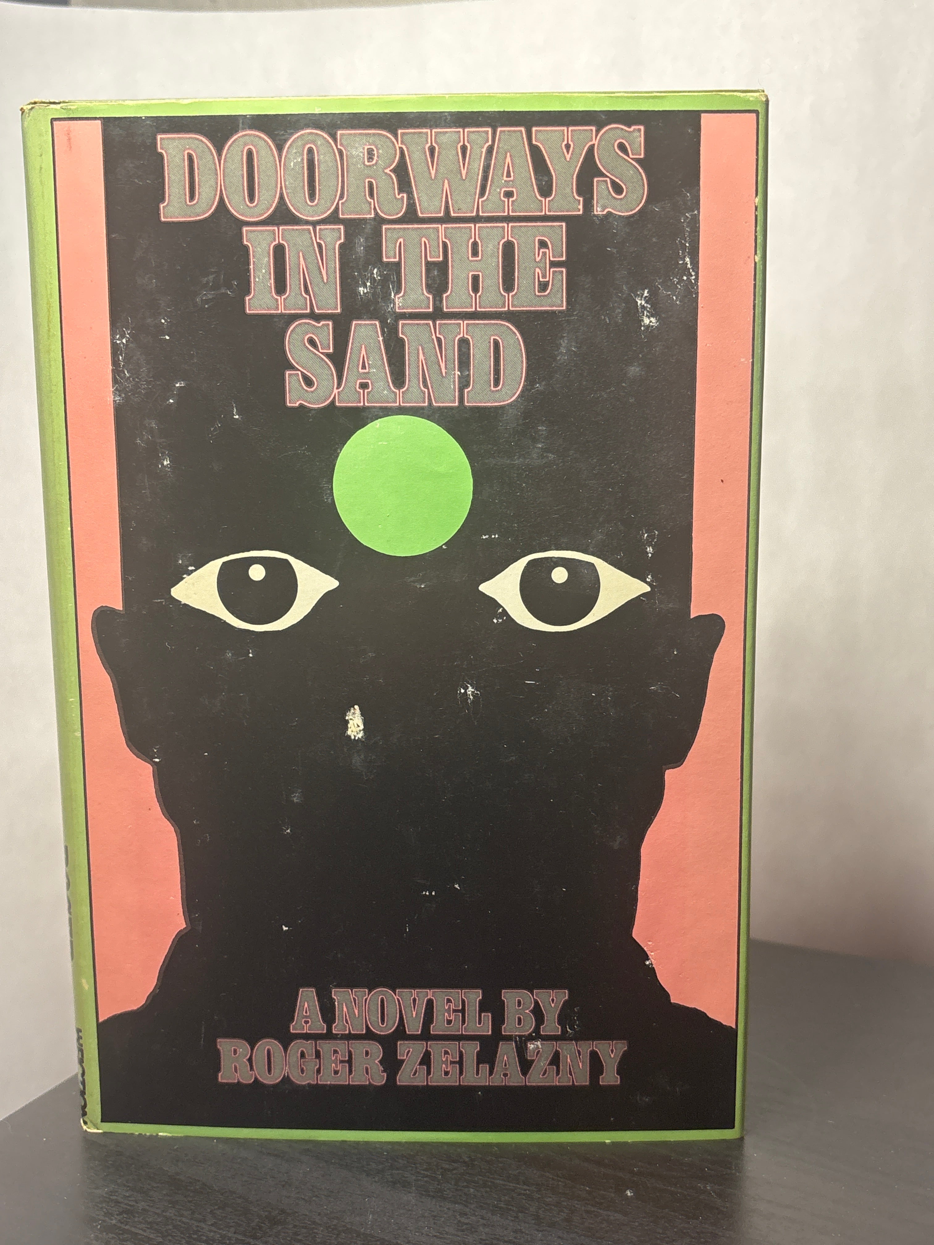 Doorways in The Sand by Roger Zelazny