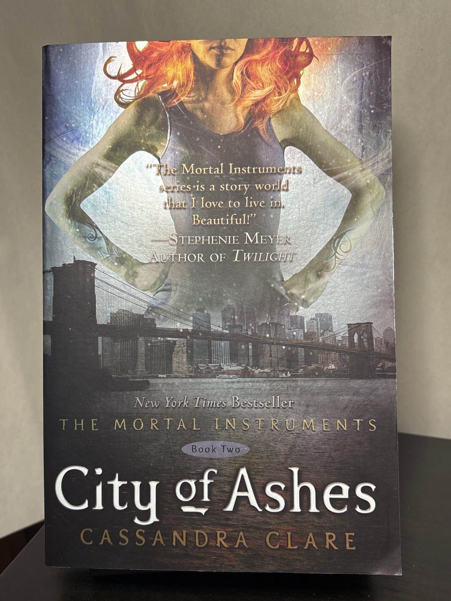 City of Ashes by Cassandra Clare (The Mortal Instruments #2) | Young Adult Fantasy