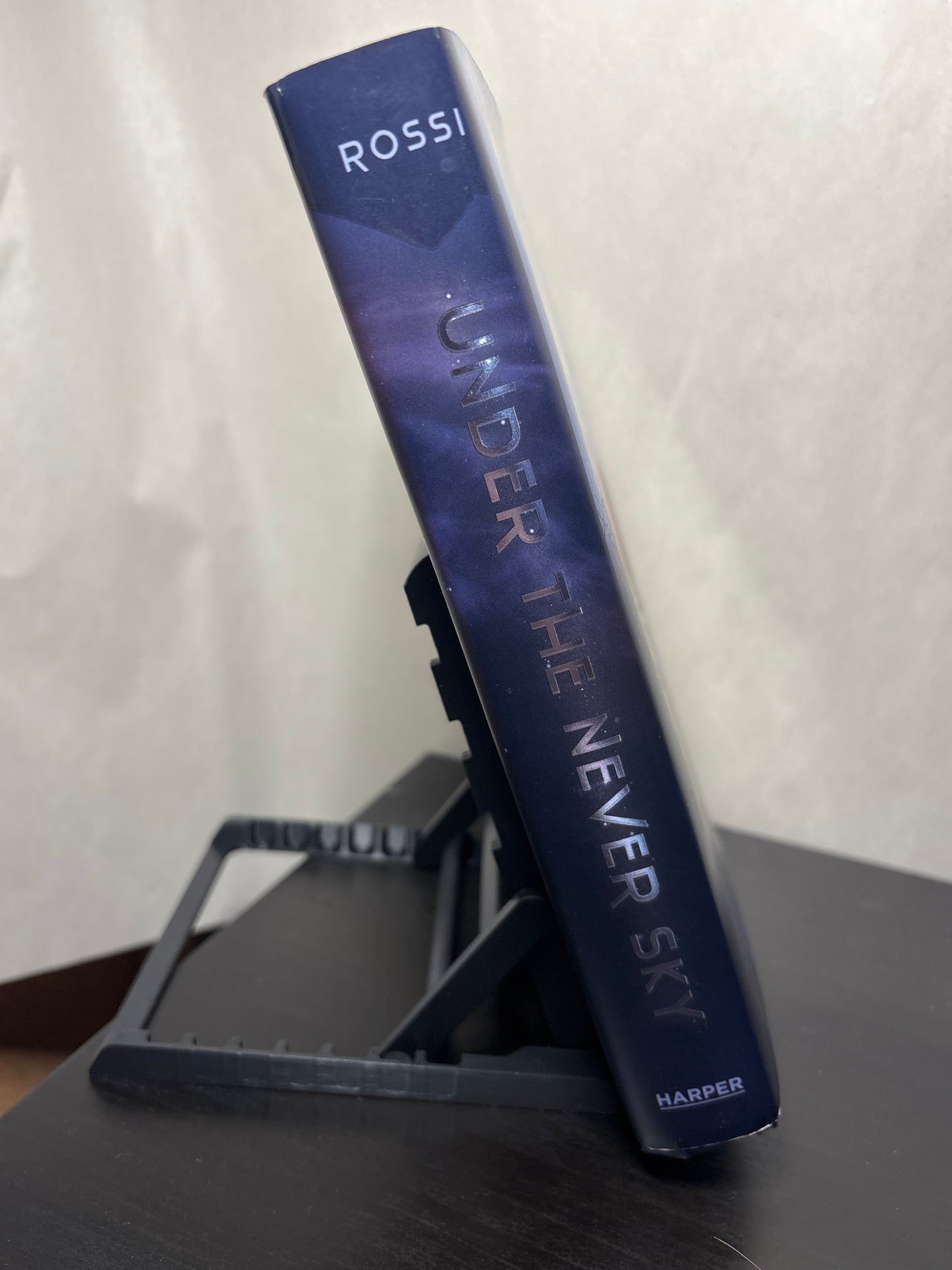 Under the Never Sky by Veronica Rossi (Under the Never Sky #1) | YA Dystopian Fantasy