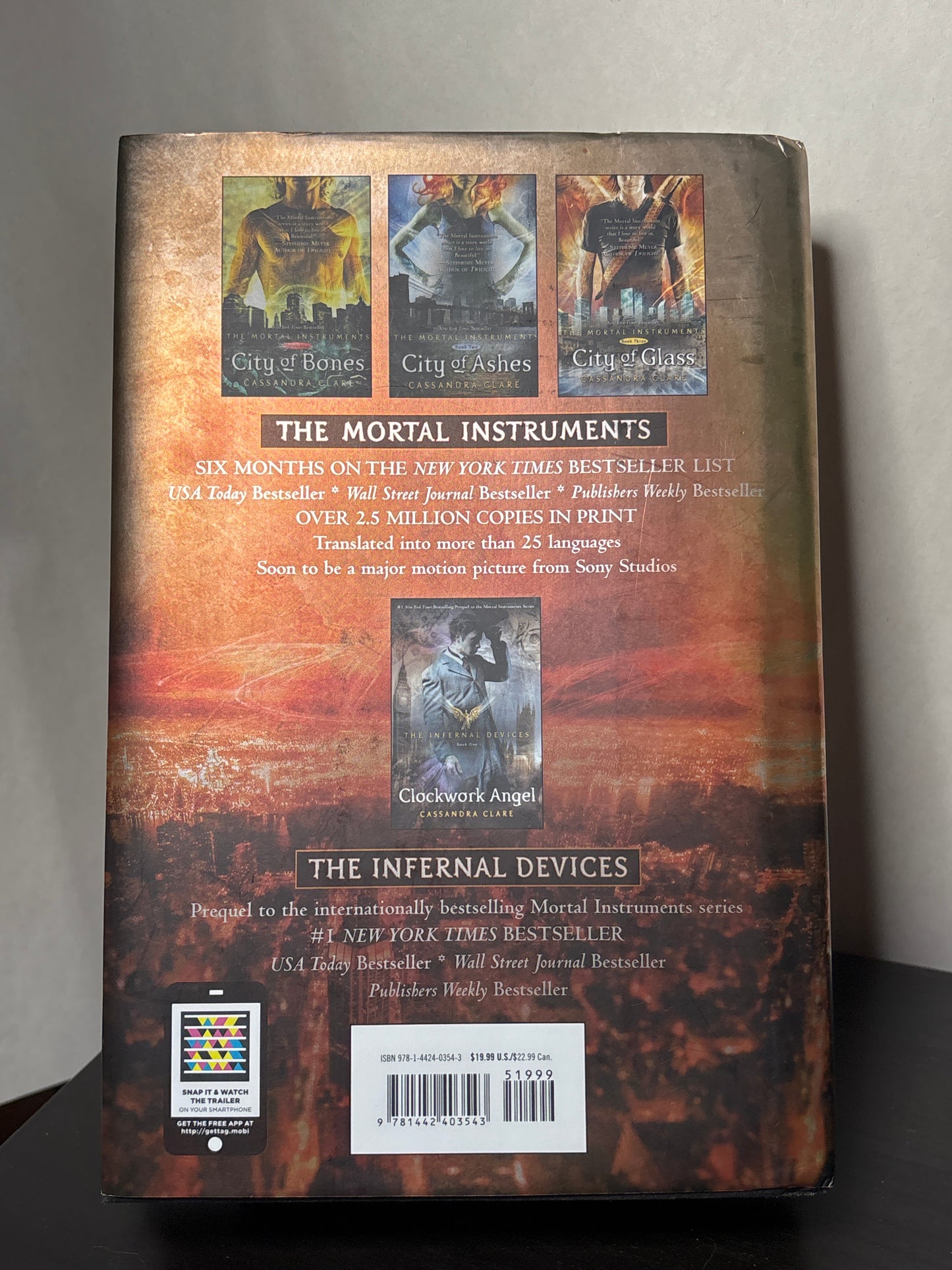 City of Fallen Angels by Cassandra Clare (The Mortal Instruments #4) | YA Fantasy