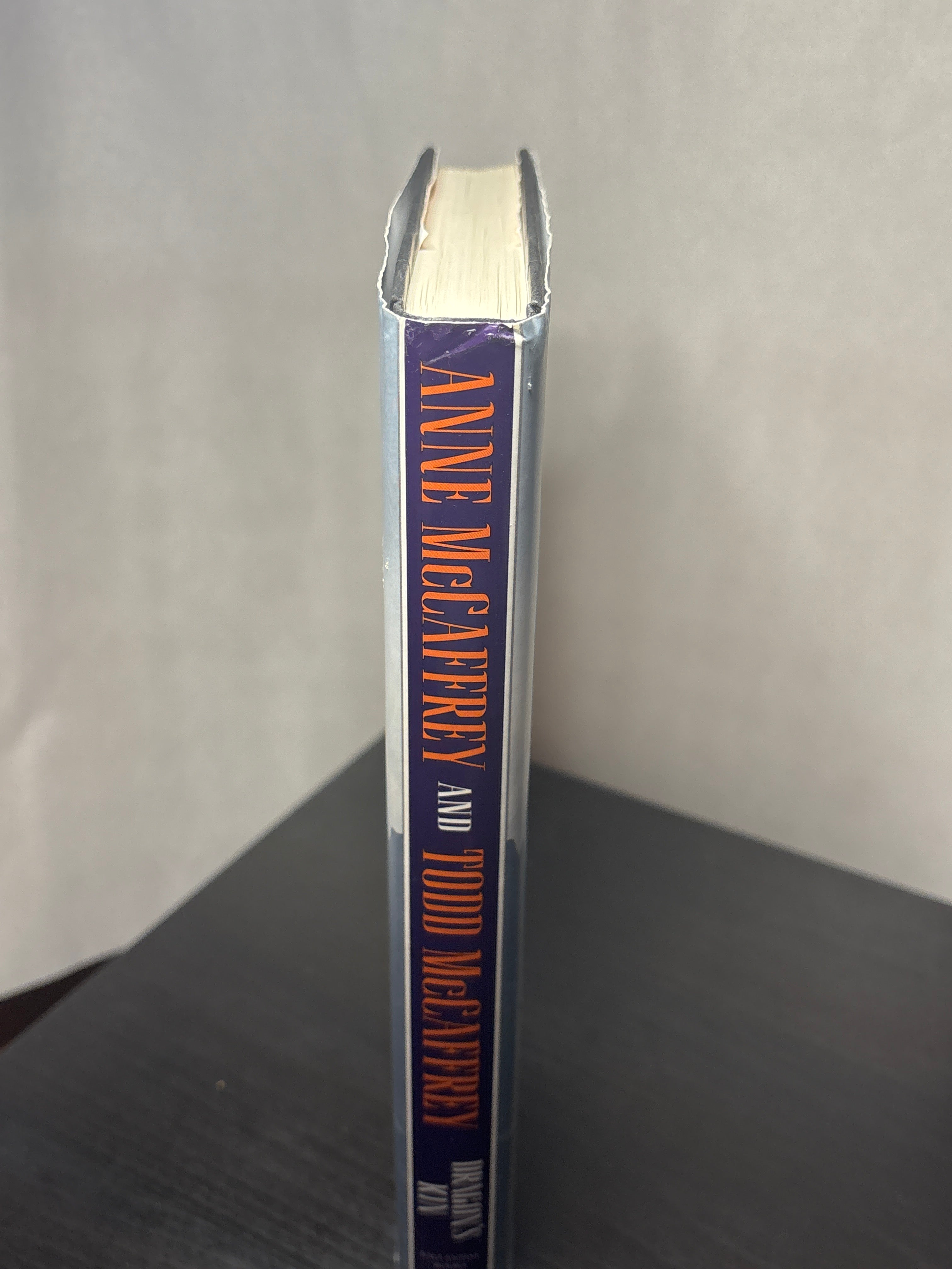 Dragon's Kin by Anne McCaffrey, Todd McCaffrey (Pern #16)