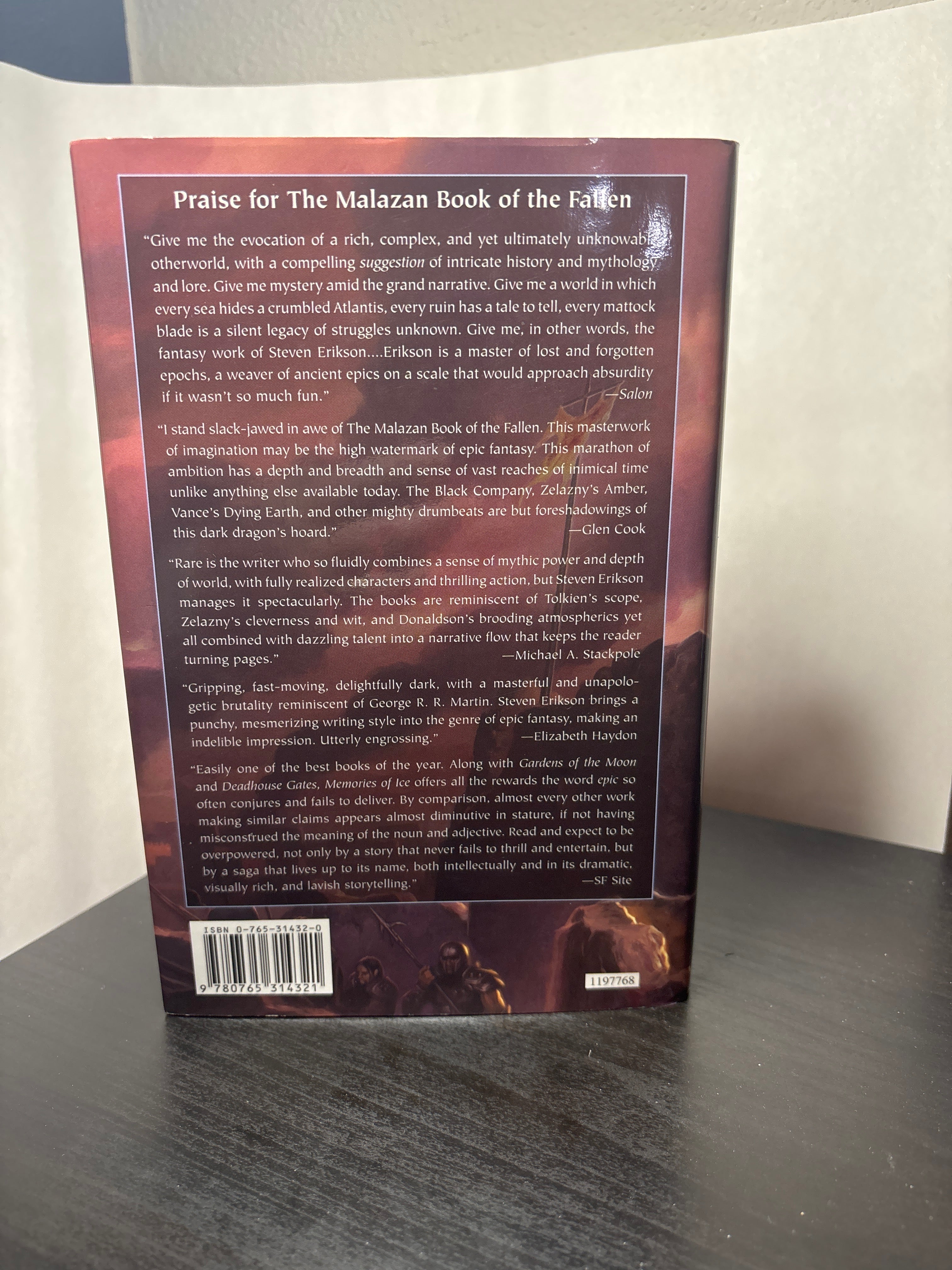 Memories of Ice by Steven Erikson