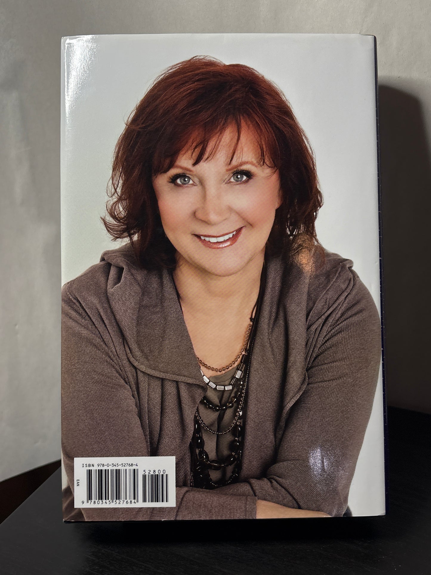 Smokin' Seventeen by Janet Evanovich (Stephanie Plum #17) | Humorous Mystery