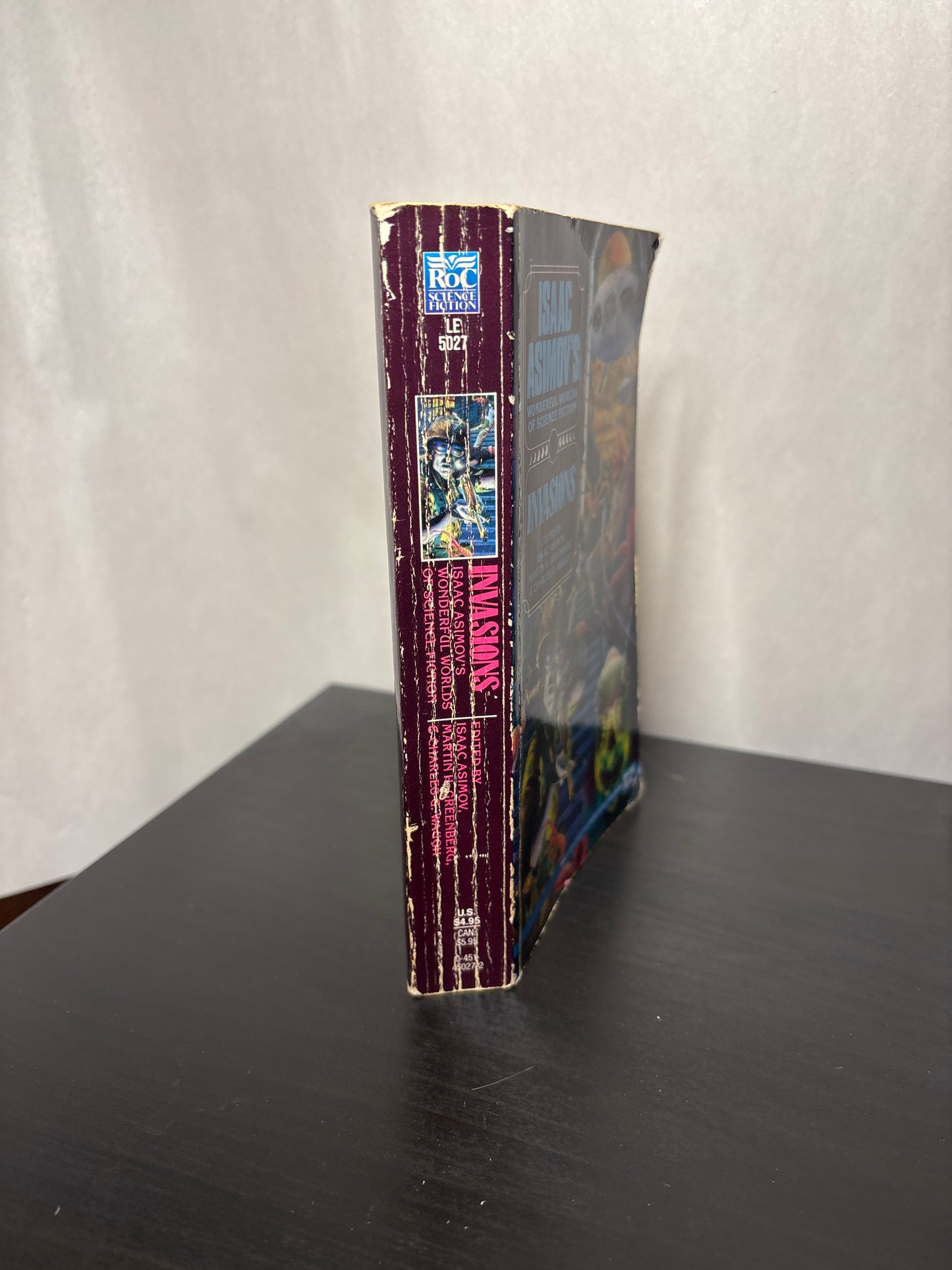 Invasions edited by Isaac Asimov, Martin H. Greenberg & Charles G. Waugh | Vintage Sci-Fi