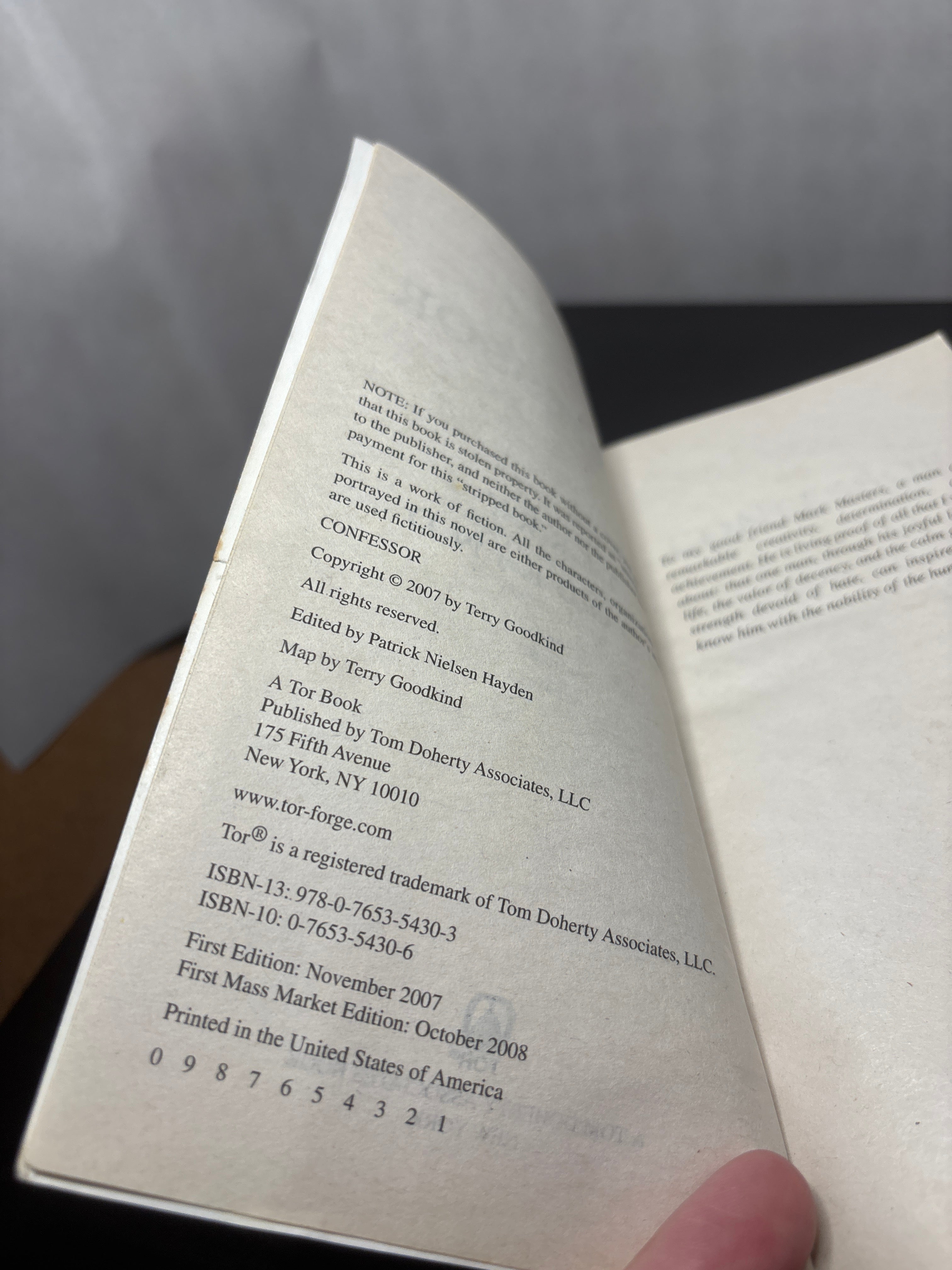 Confessor by Terry Goodkind (Sword of Truth #11)