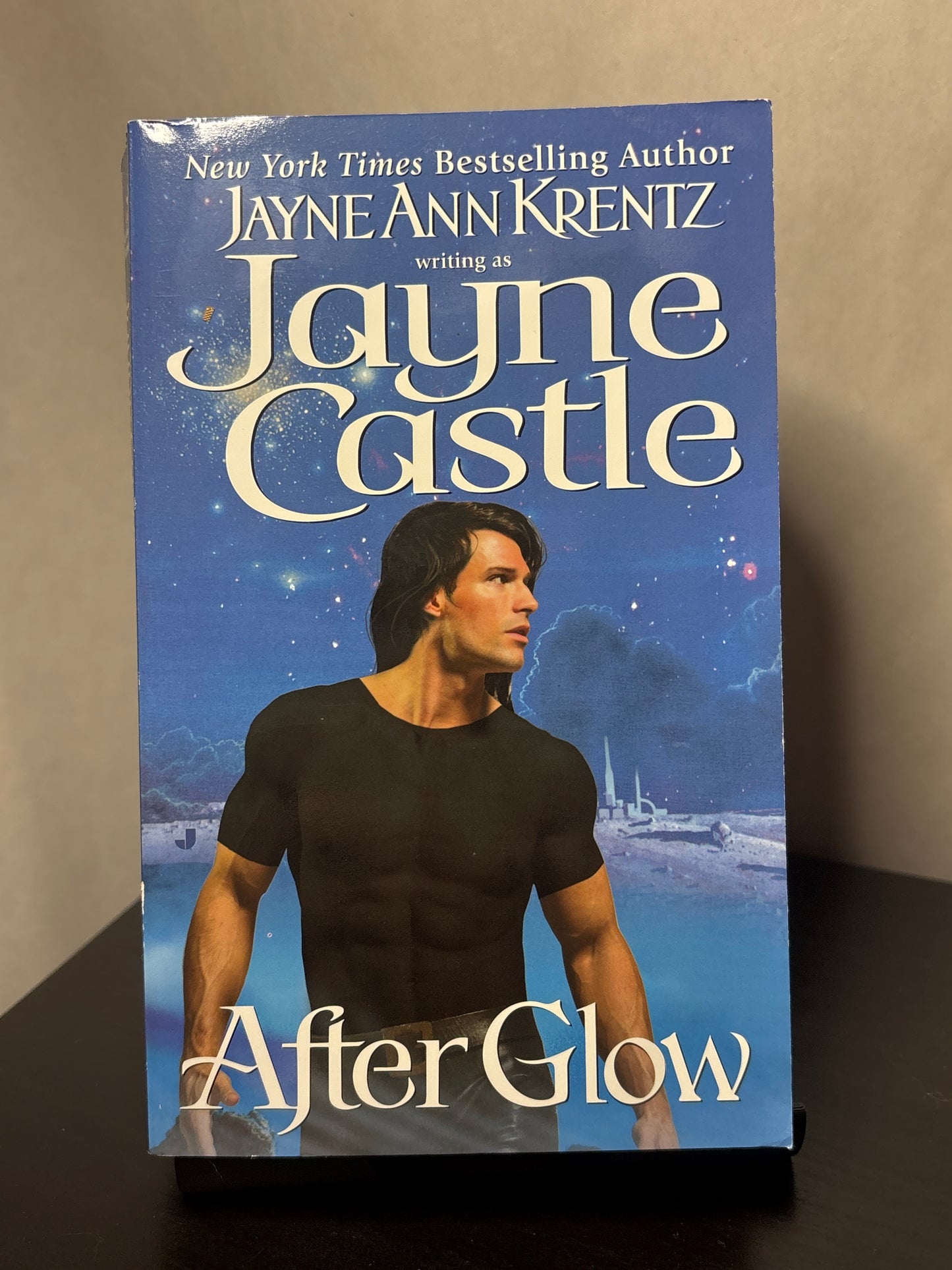 After Glow by Jayne Castle (Ghost Hunters #2) | Paranormal  Romance
