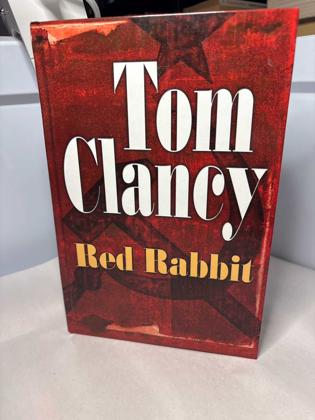 Red Rabbit by Tom Clancy (Jack Ryan #2) Large Print