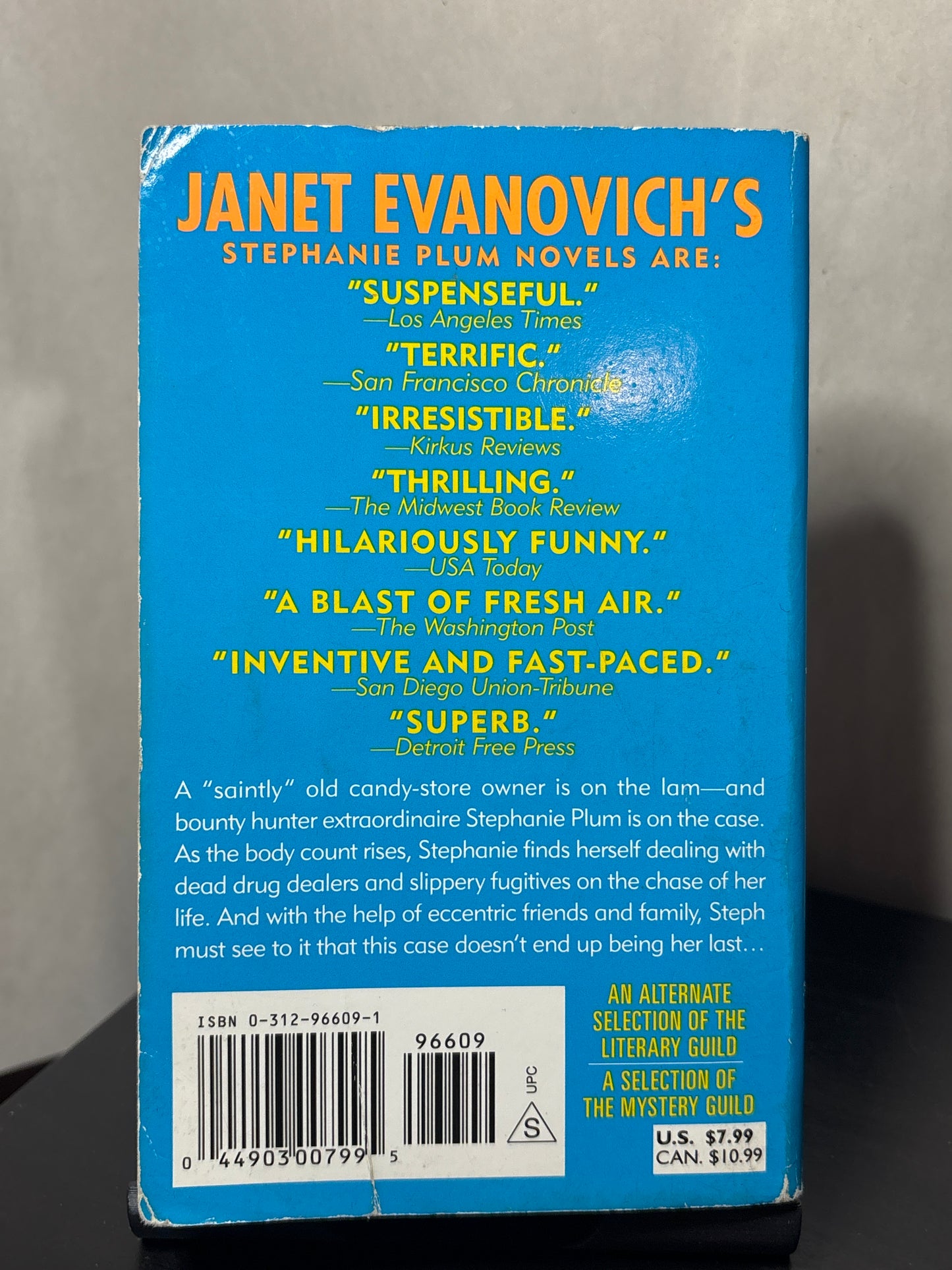 Three to Get Deadly by Janet Evanovich (Stephanie Plum #3) | Humorous Mystery
