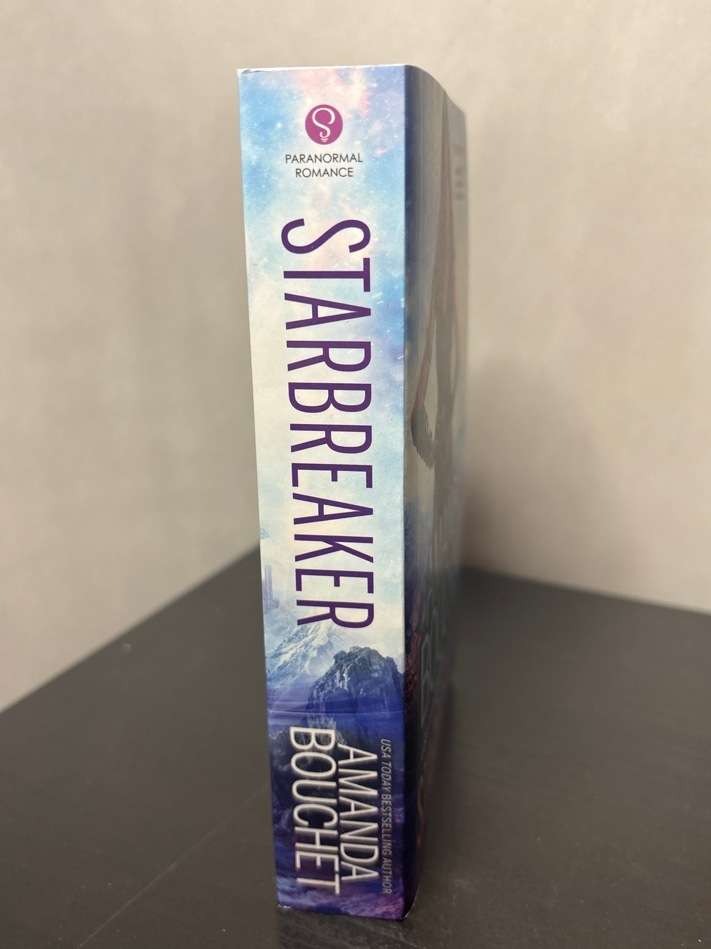 Starbreaker by Amanda Bouchet (Endeavor #2)