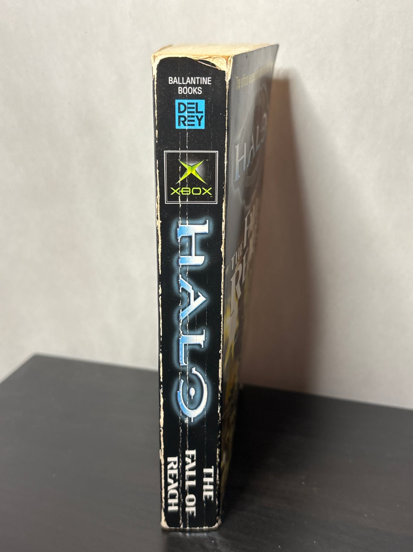Halo: The Fall of Reach by Eric Nylund (Halo #1) | Video Game Science Fiction