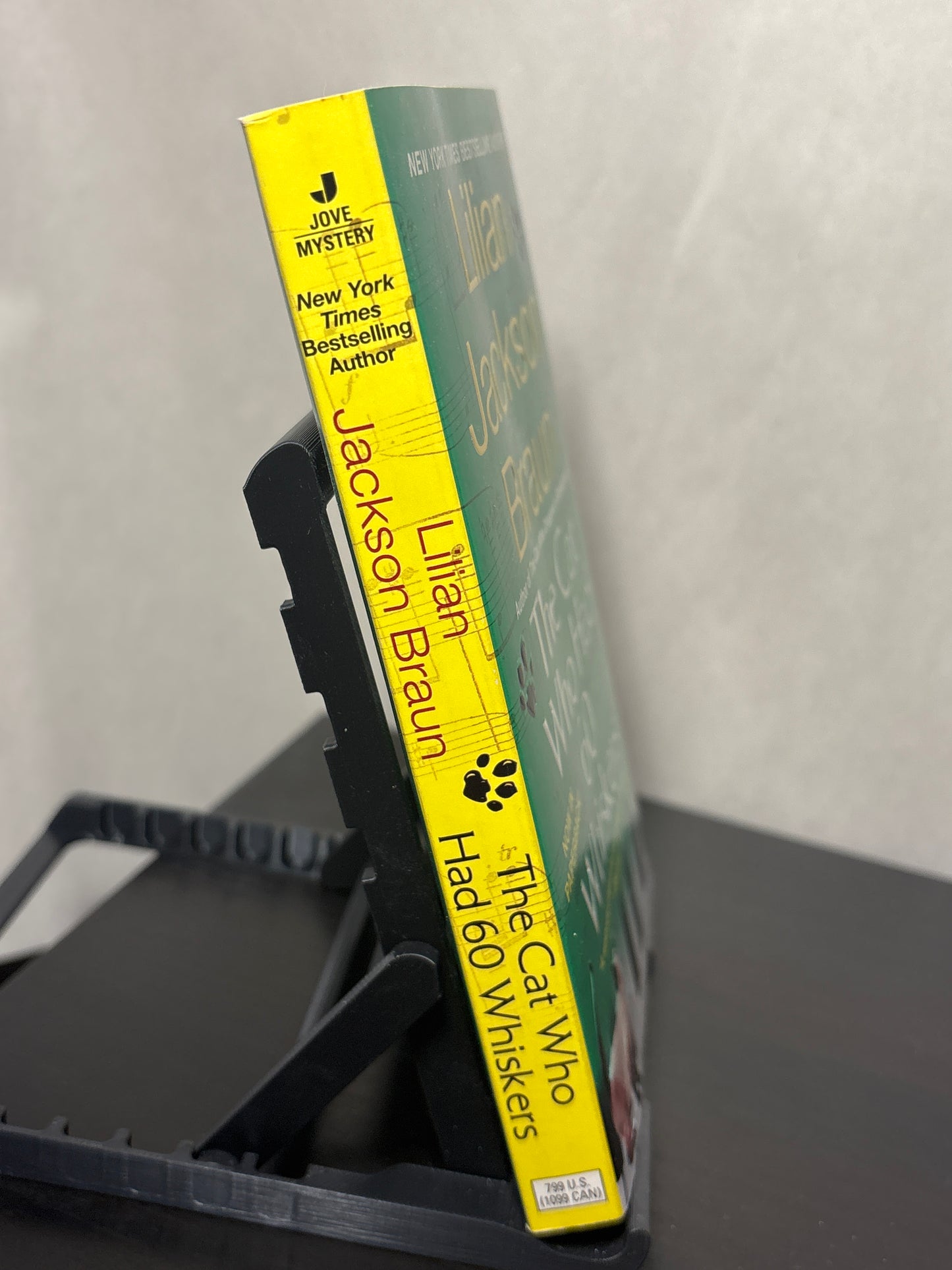 The Cat Who Had 60 Whiskers by Lilian Jackson Braun (The Cat Who... #29) | Cozy Cat Mystery