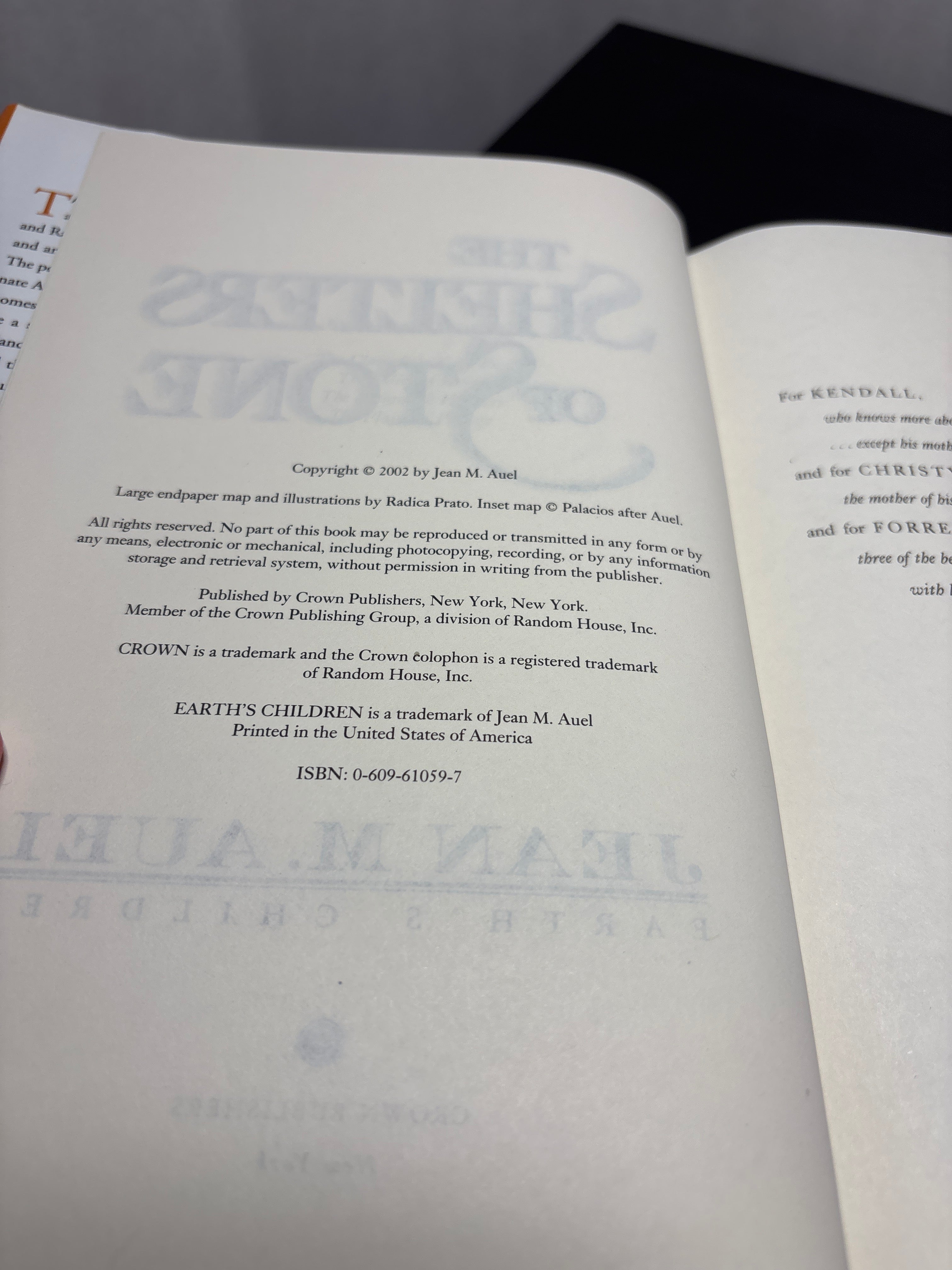 The Shelters of Stone by Jean M. Auel (Earth's Children #5)