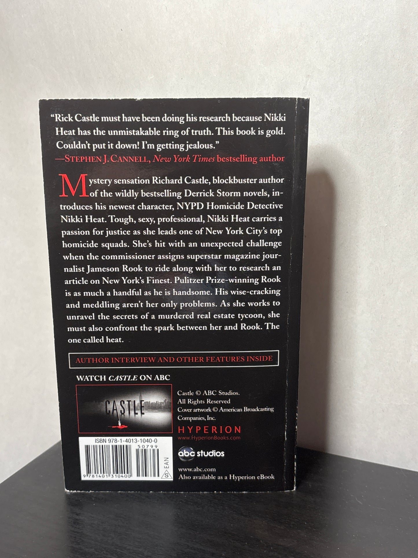 Heat Wave by Richard Castle (Nikki Heat #1)