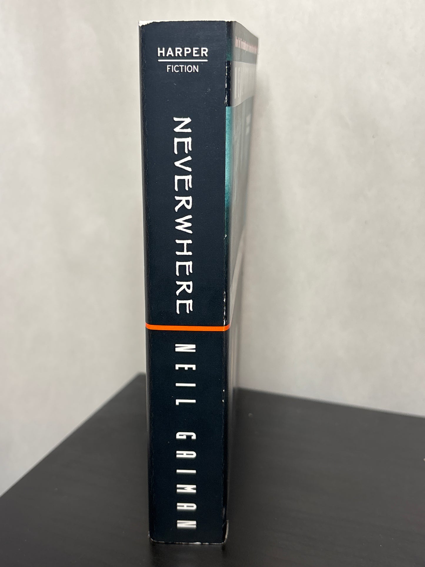 Neverwhere by Neil Gaiman (London Below #1) | Urban Fantasy