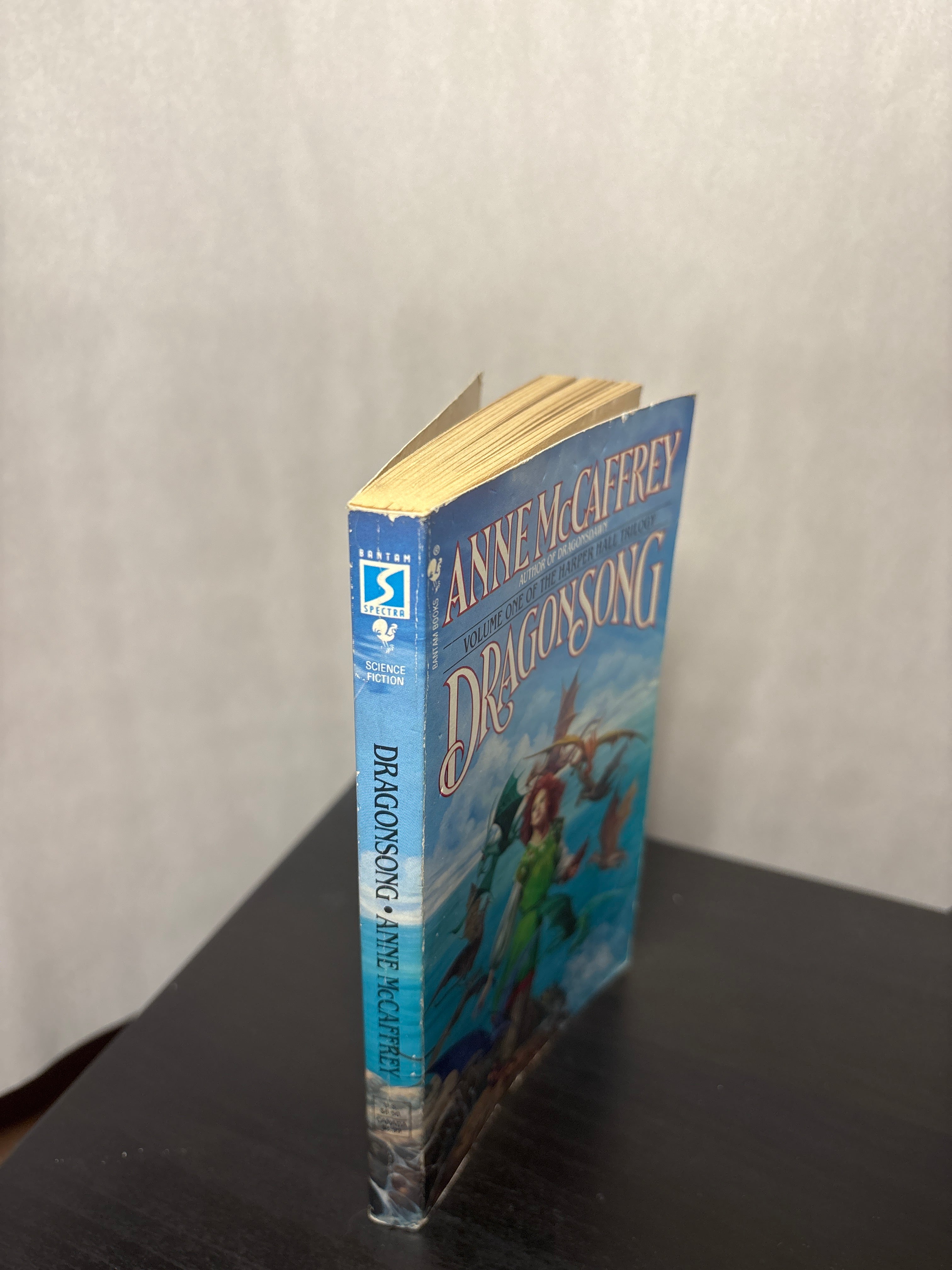 Dragonsong by Anne McCaffrey (Harper Hall #1)