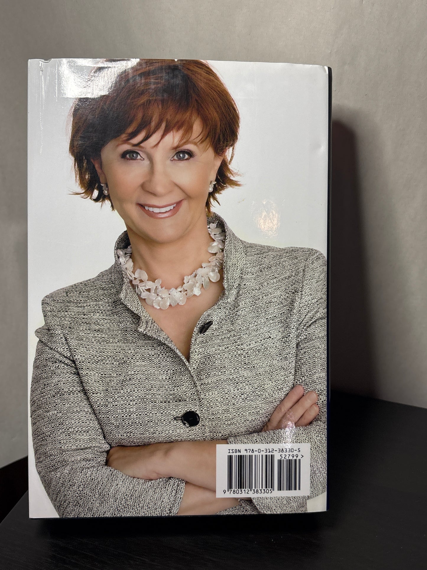 Sizzling Sixteen by Janet Evanovich (Stephanie Plum #16) | Mystery