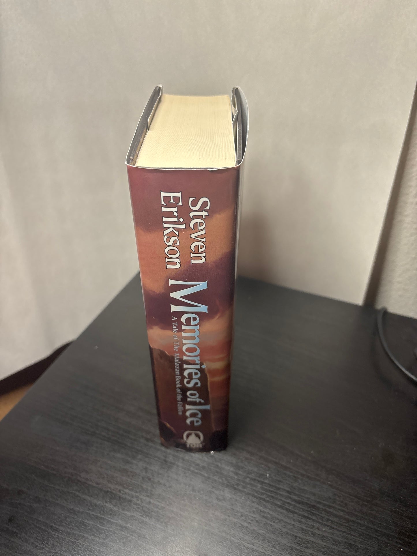 Memories of Ice by Steven Erikson