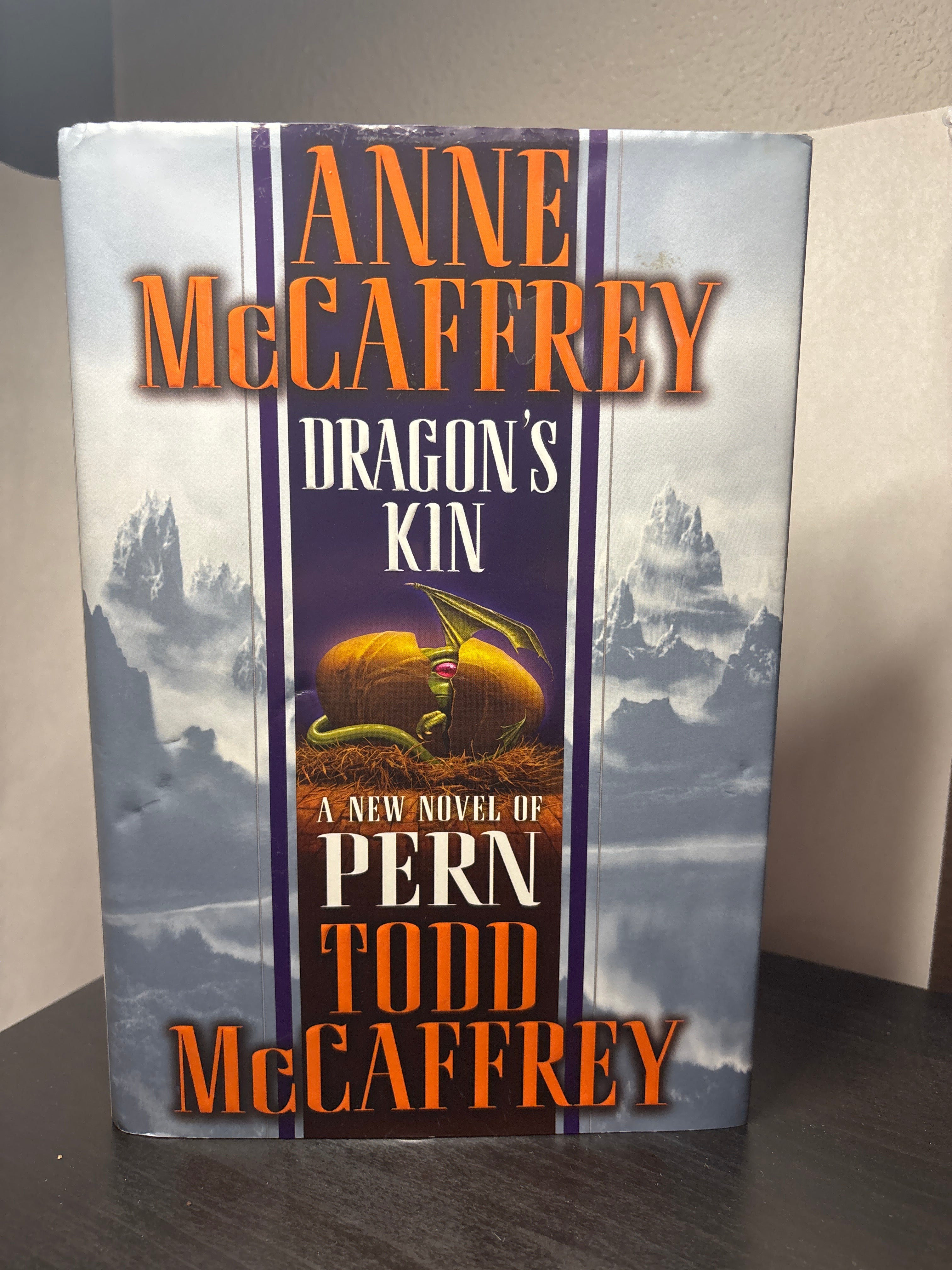 Dragon's Kin by Anne McCaffrey, Todd McCaffrey (Pern #16)