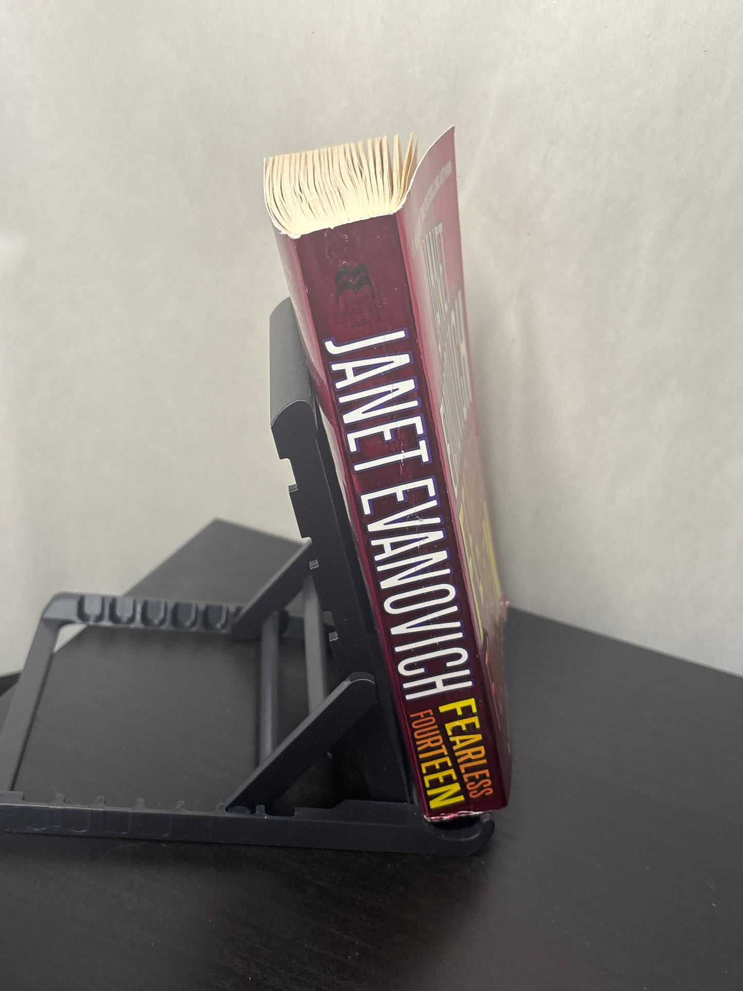 Fearless Fourteen by Janet Evanovich (Stephanie Plum #14) | Humorous Mystery