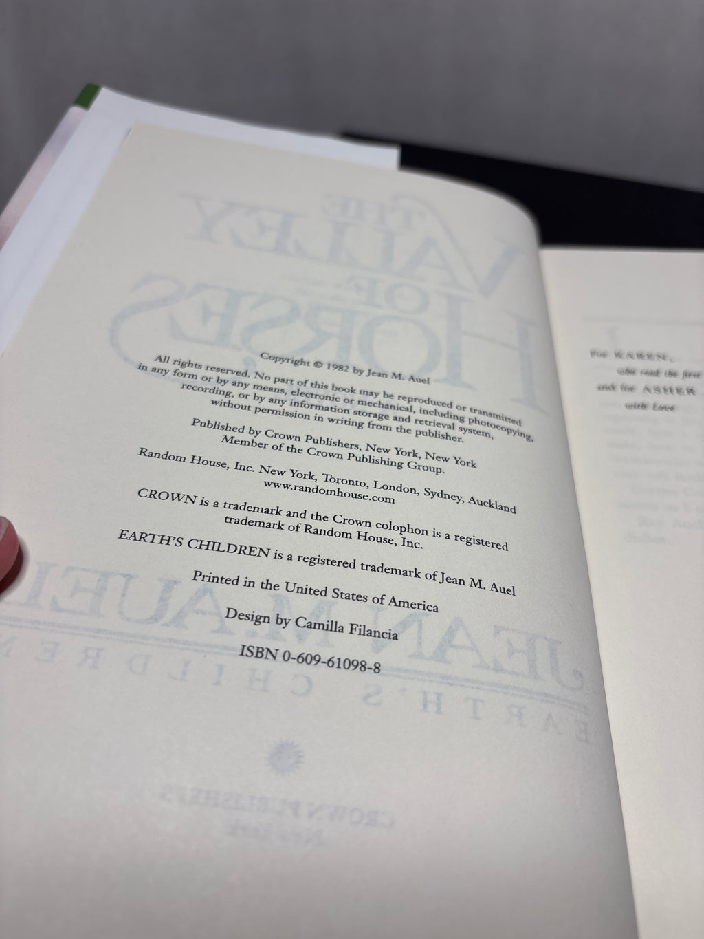 The Valley of Horses by Jean M. Auel (Earth's Children #2)