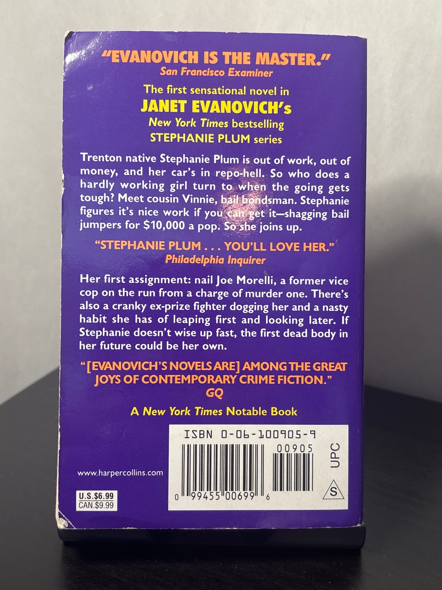 One for the Money by Janet Evanovich (Stephanie Plum #1) | Humorous Mystery